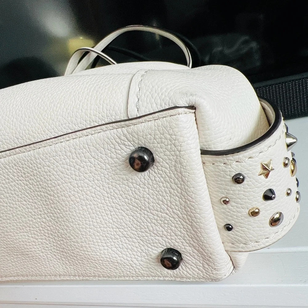 Coach Edie Shoulder Bag 31 With Star Rivets - Picture 15 of 16